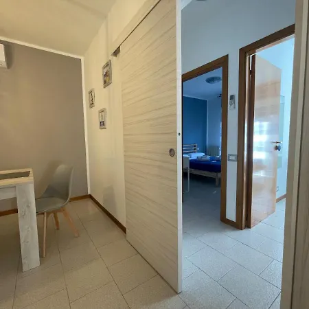 La Storhouse Nuovo Sul Corso Principale Appena Ristrutturato *